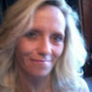 Meet your Posher, Sharlane